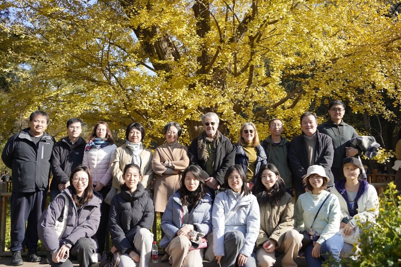 3f7179088f2c2777a2ca00442c7236bc.jpg